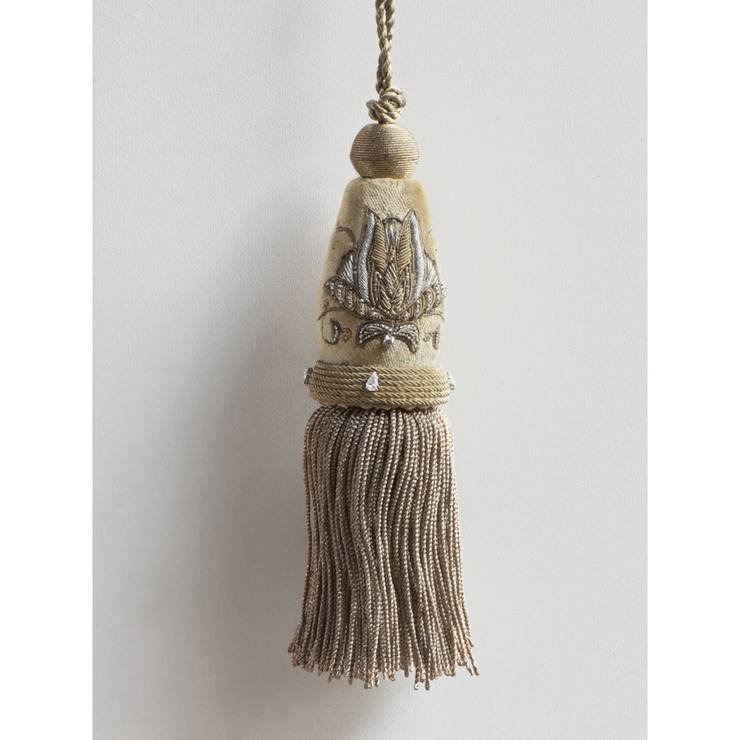 Chiara key tassel
