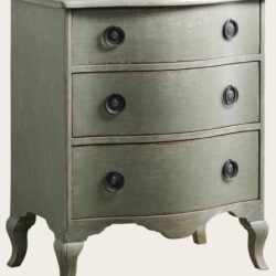 COMMODE WITH CURVED LEGS & BASE SMALL