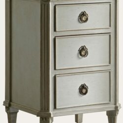 BEDSIDE TABLE WITH FLUTED CARVING
