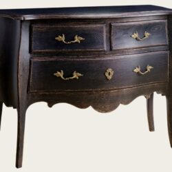 BOMBE COMMODE