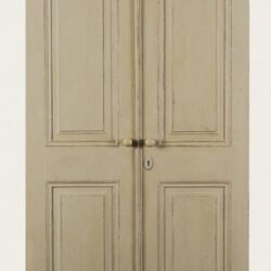 WARDROBE HANGING