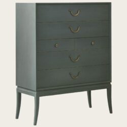 CHEST WITH SIX DRAWERS